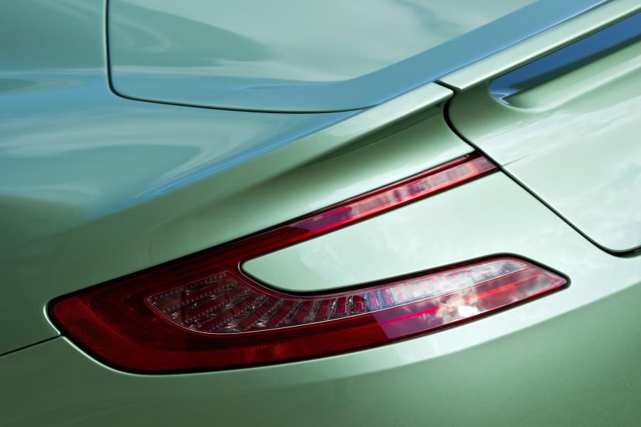 Детали экстерьера Aston Martin Vanquish 2012 года  (UK) (фото 95 из 170)